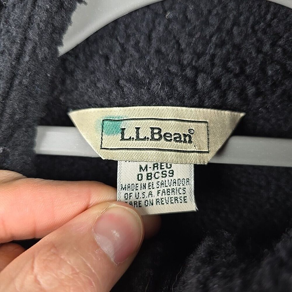 LL Bean Pullover Womens Medium Black Hi-Pile Fleece Kangaroo‎ Pocket Outdoors - Picture 4 of 10